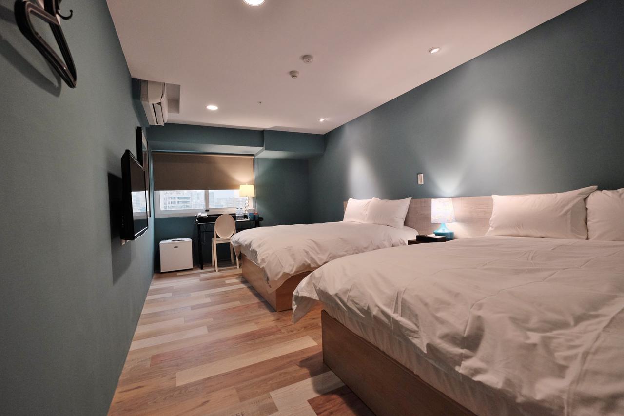 Happy Inn Taichung Exterior photo