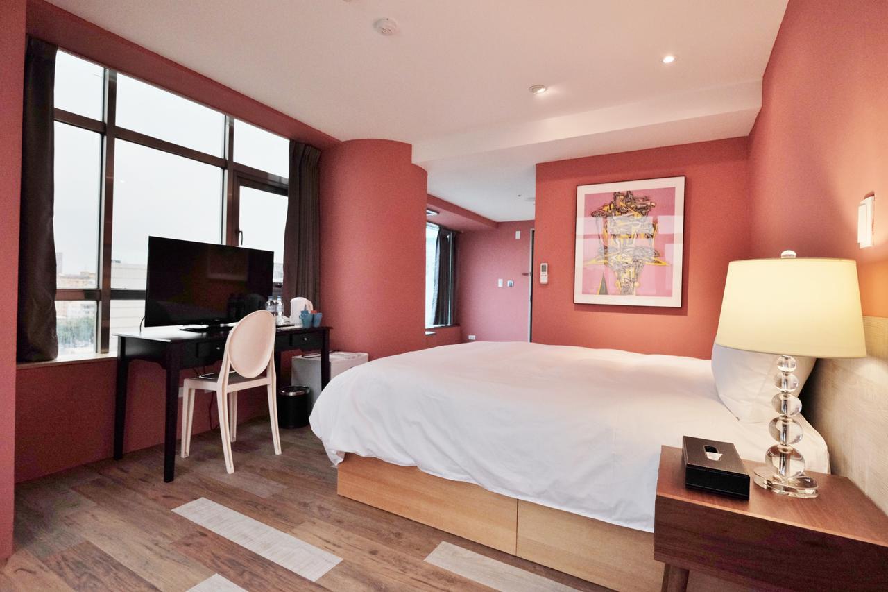Happy Inn Taichung Exterior photo